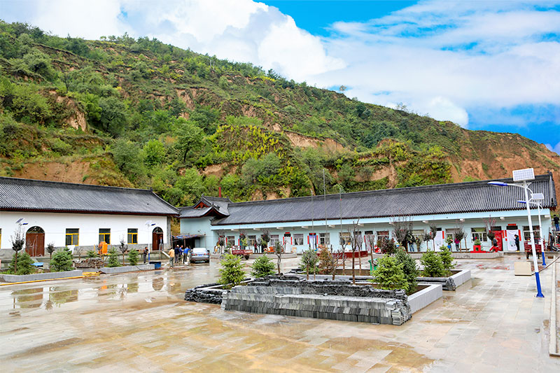 1526292868493101.jpg 394A6777.jpg