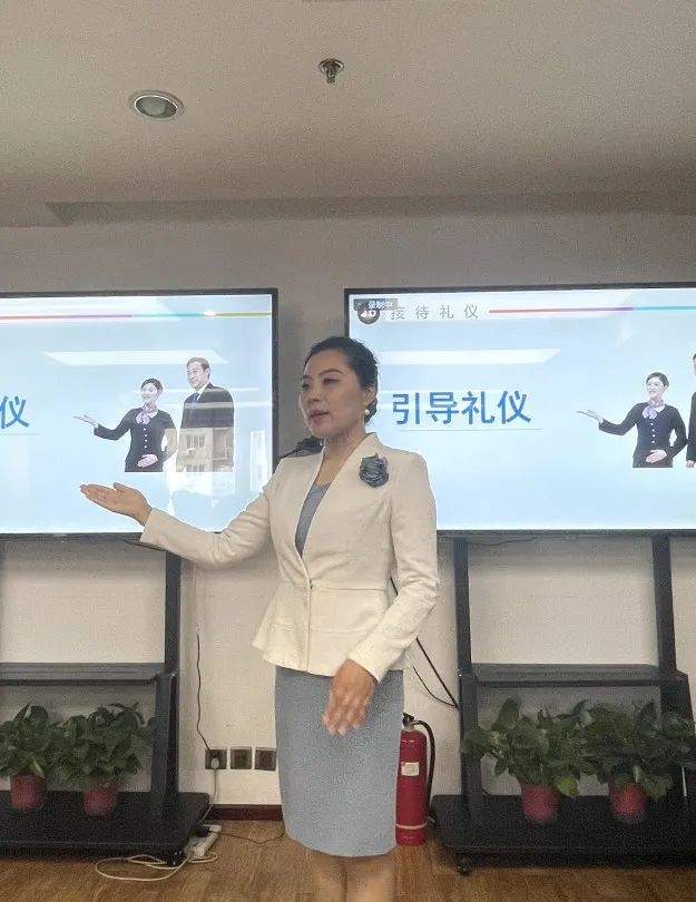 1655437076521416.jpg 4.jpg